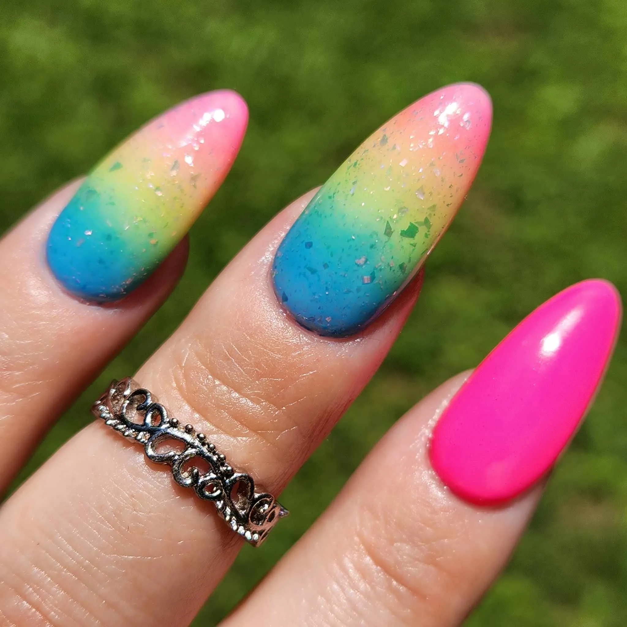 Neon-Solid gel polish